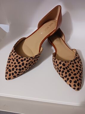 Nine West Women's Tan and Black D'Orsay Pointed-Toe Flats